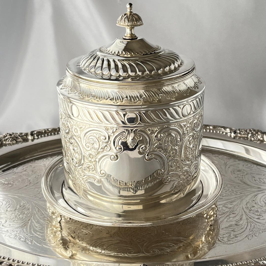 【Lee & Wigfull 】ビクトリアンのビスケットバレル /クッキージャー