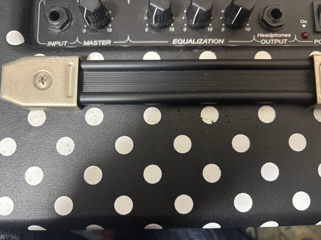 Bacchus バッカス　BBA-10 ベースアンプ