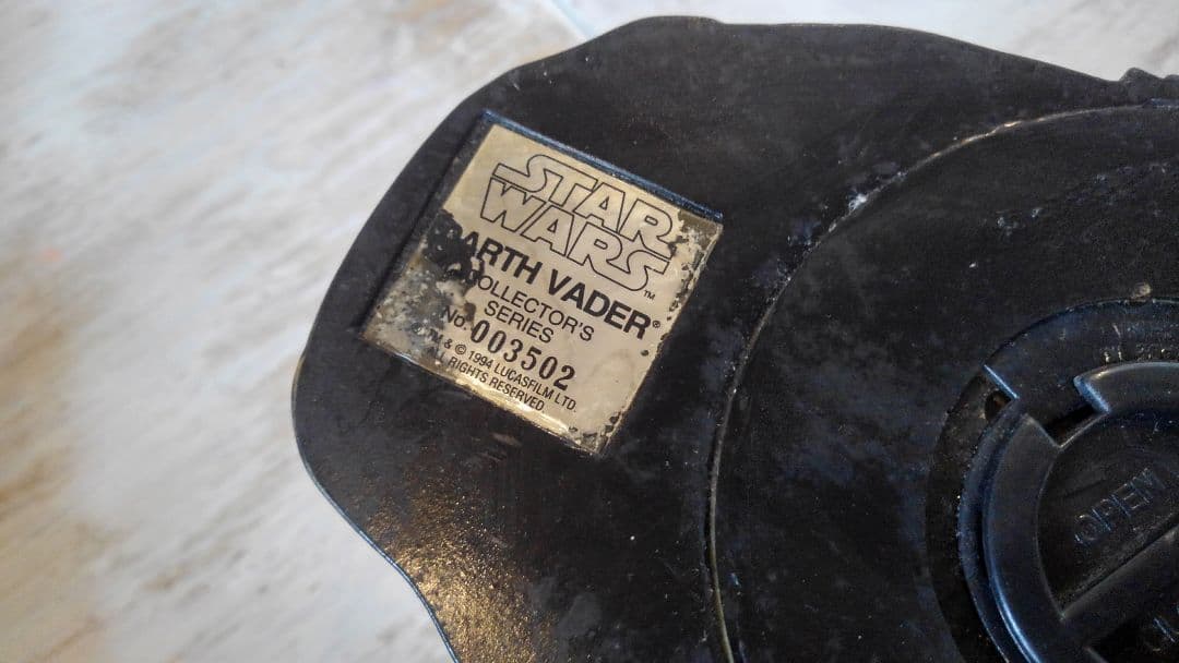 [入手困難]ダースベーダー　シリアルあり　上半身 フィギュア スターウォーズ