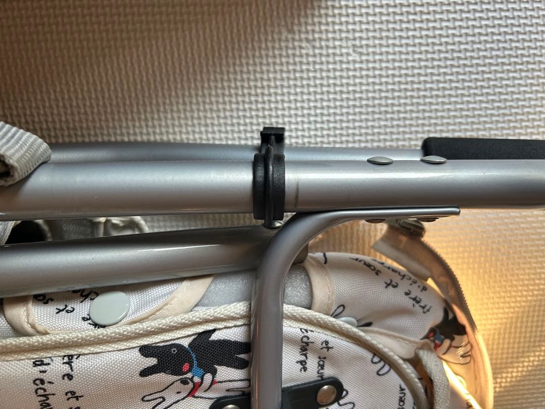 リサとガスパール柄のペットカート 折りたたみ式