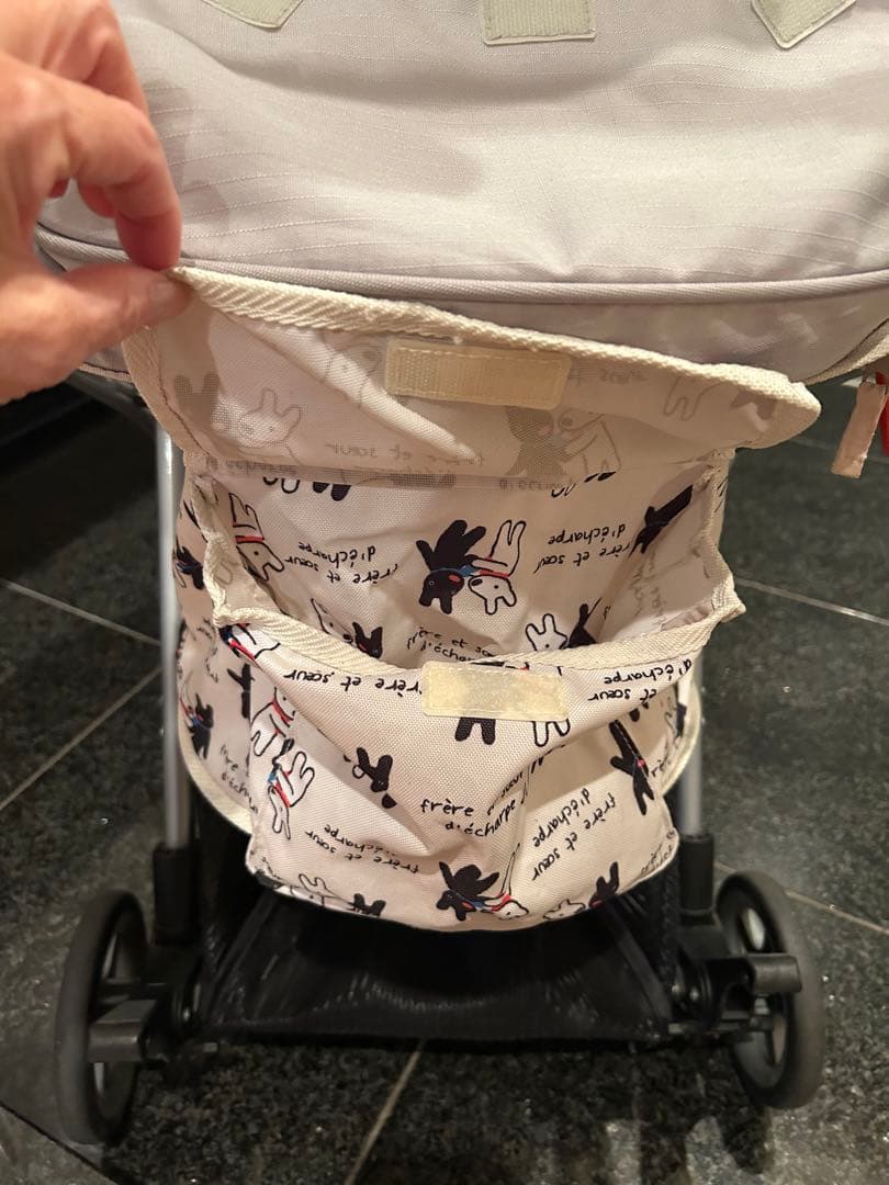 リサとガスパール柄のペットカート 折りたたみ式