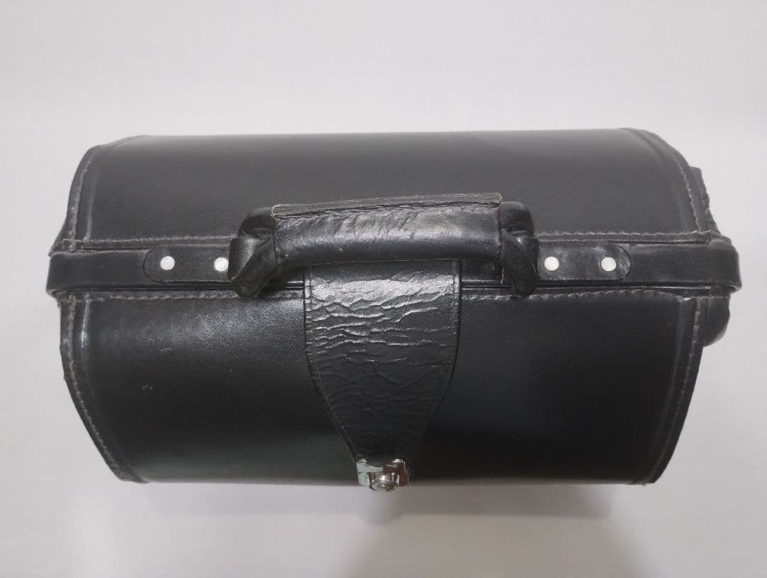 ドクターバッグ　ダレスバッグ　年代もののアンティークバッグ（再掲）