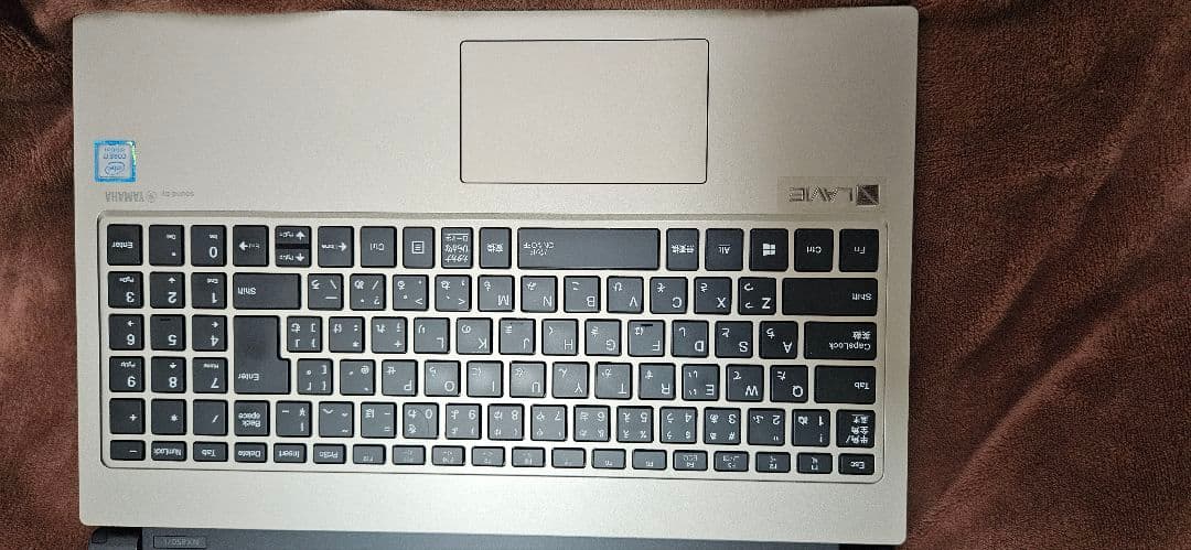 NX850/L Intel Core i7 ノートPC