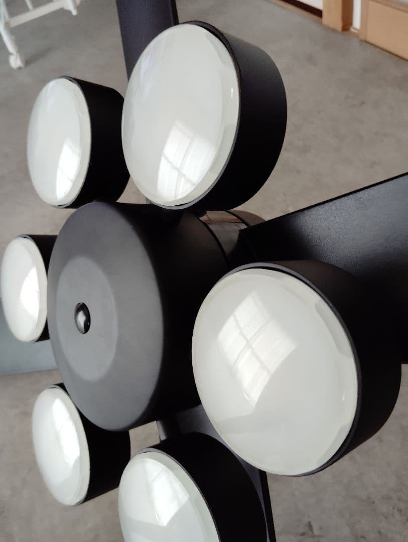 モダン ブラック シーリングファン 5枚羽根 4灯