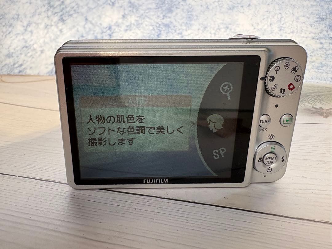 FUJIFILM FINEPIX J150W コンパクトデジタルカメラ(レ43)
