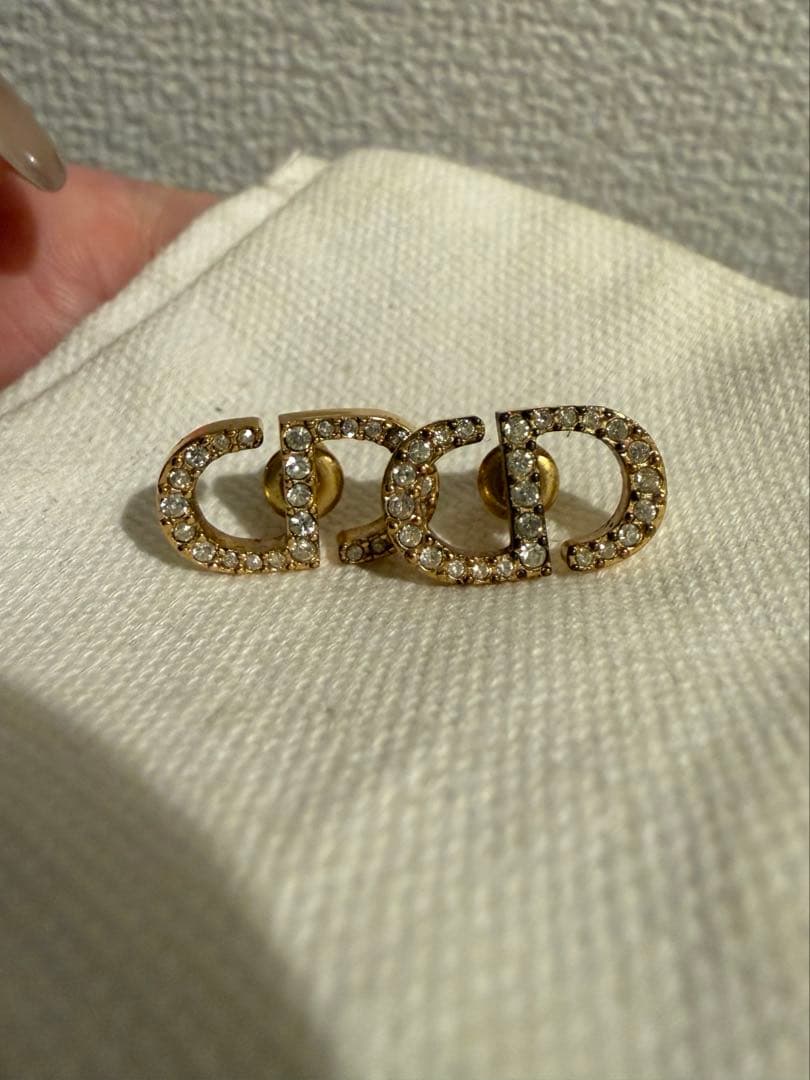 DIOR ピアス