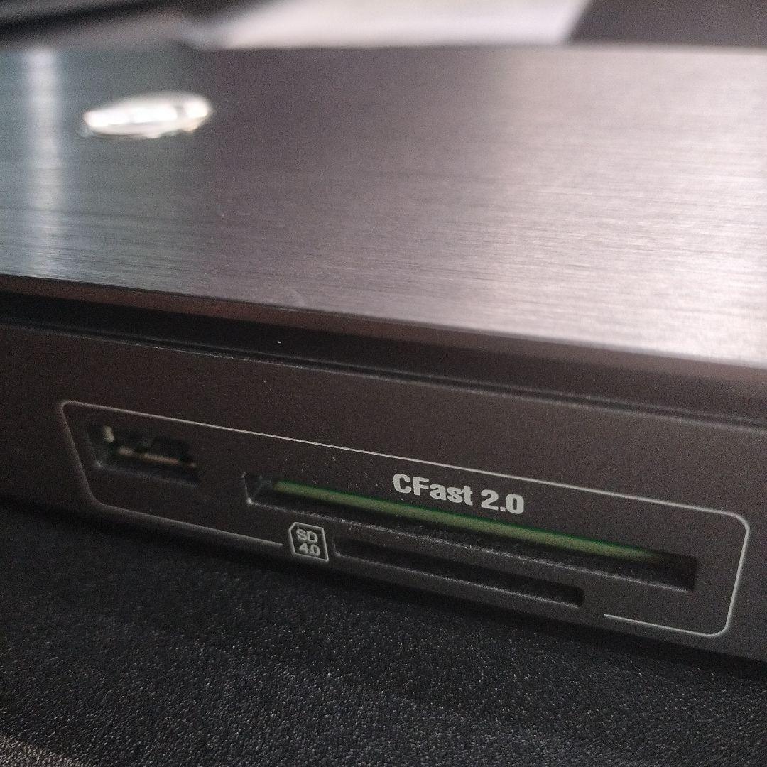 Thunder3 Dock Pro　（イーサネットポート 10GbE）