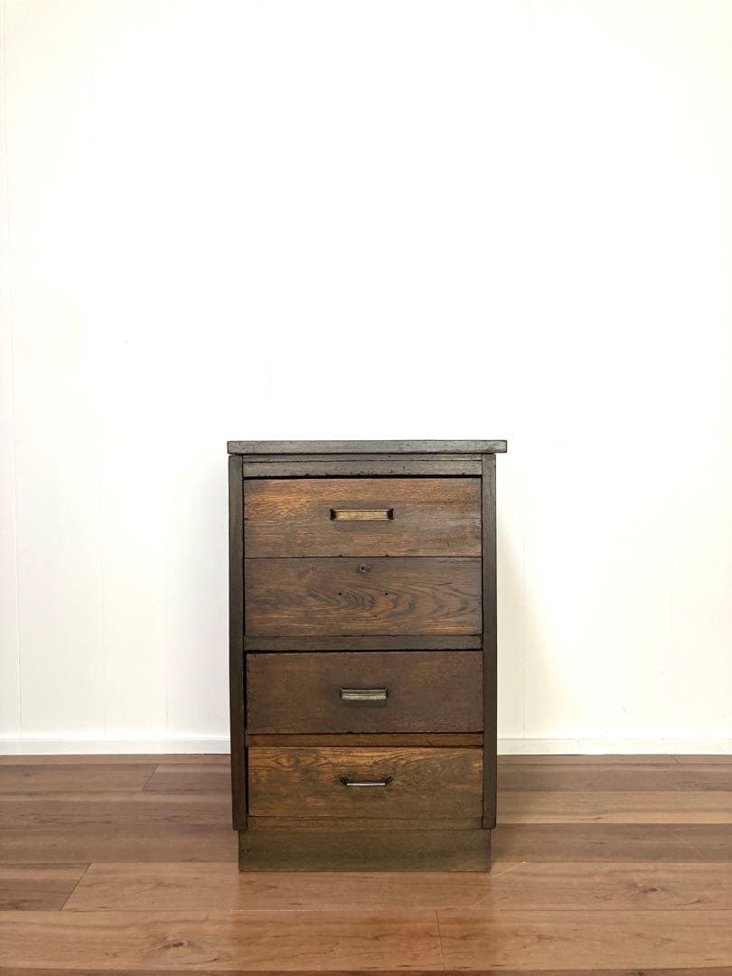【メンテ済み】味のあるアンティークの木製引出し　 ベッドサイドテーブル　工具入れ