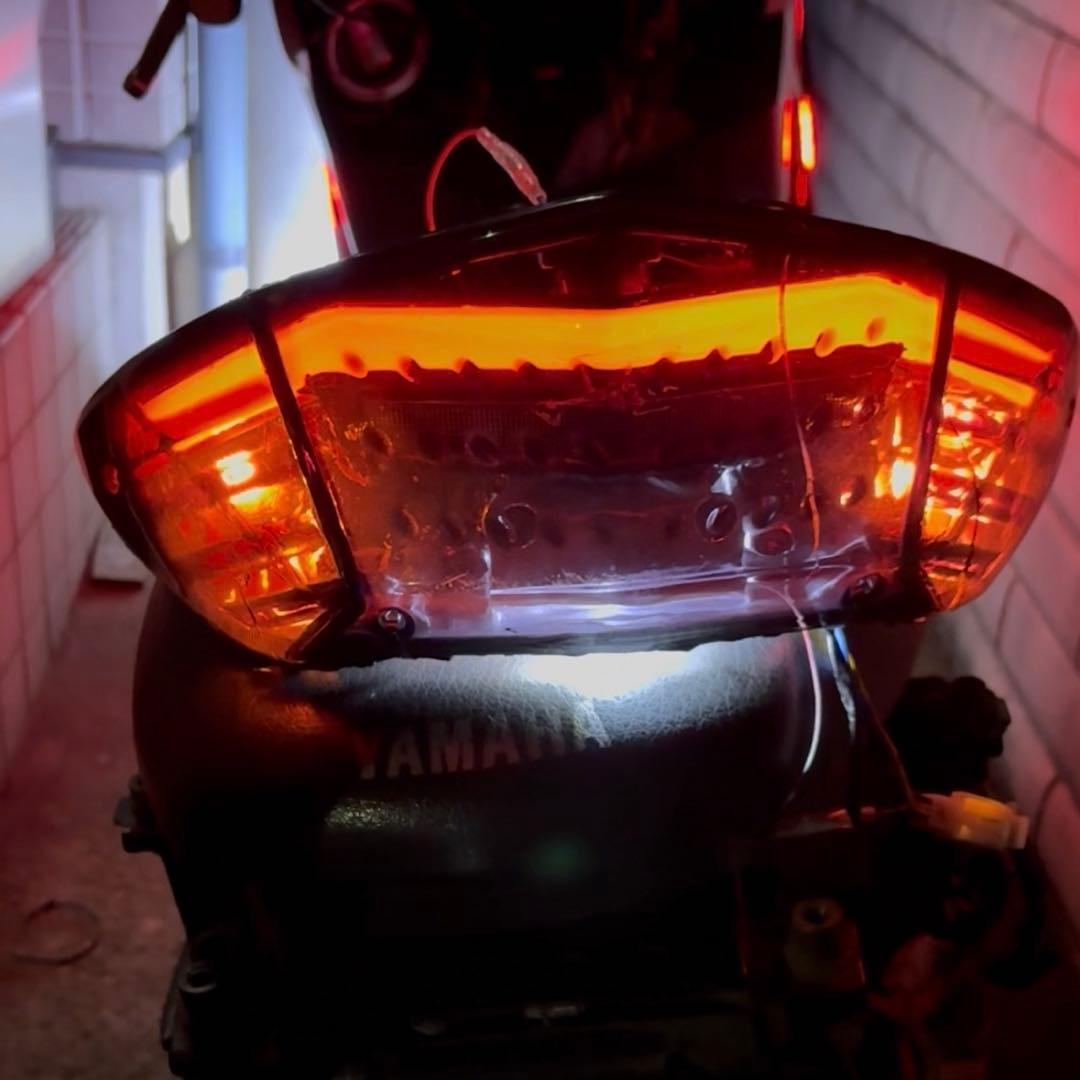 シグナス 2.4型テール スモークテール