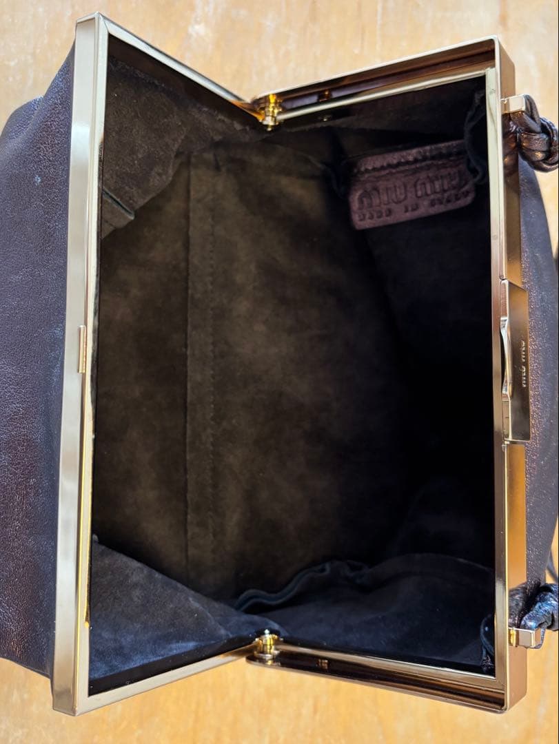 MIU MIU ダークブラウン パーティーバッグ