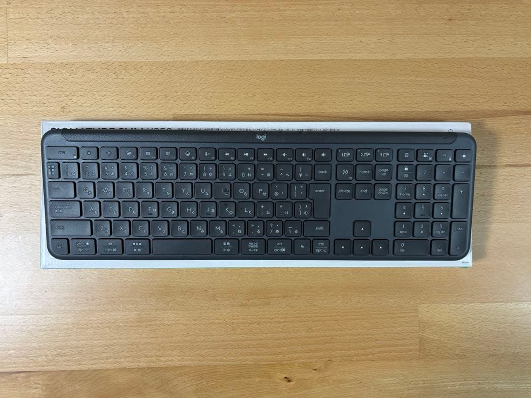 【ほぼ未使用】logi cool ワイヤレスキーボード K950