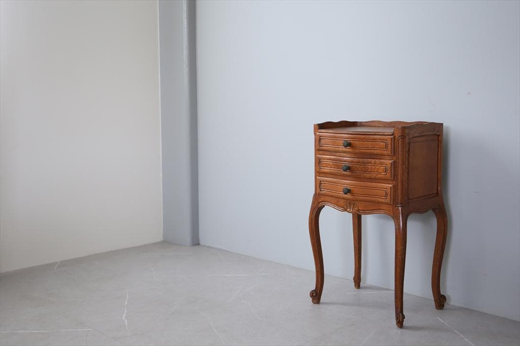 フランスアンティーク猫脚ナイトテーブル/木製キャビネット机飾り棚(82-129)