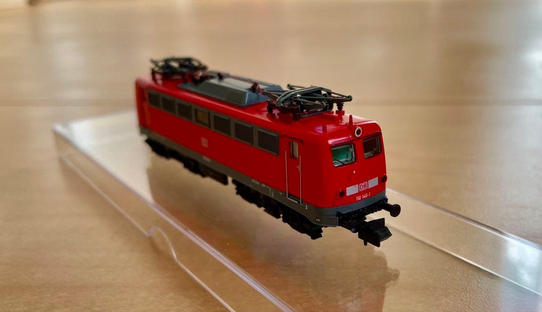 鉄道模型 HOBBYTRAIN H2831 BR110