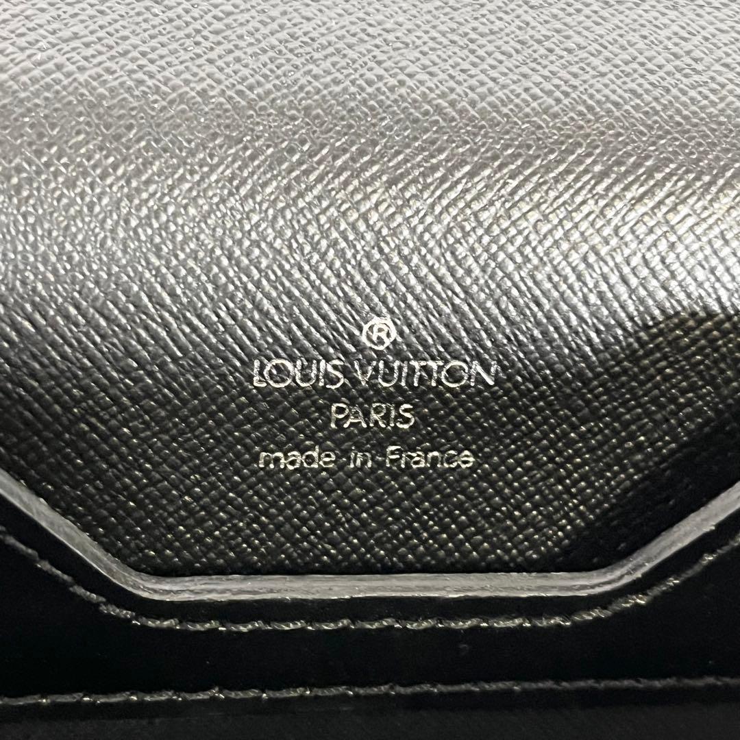 LOUIS VUITTON ルイヴィトン タイガ ビジネスバッグ グレー