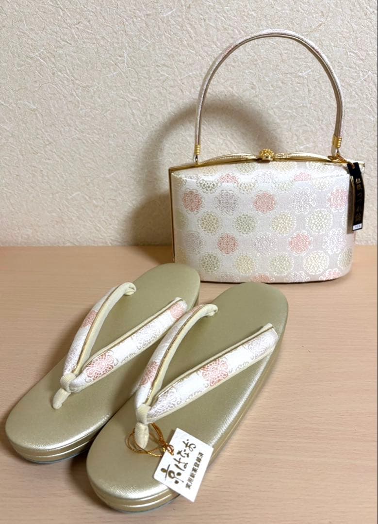 新品未使用品　銘織つづれ錦　和装バッグ＆草履セット　白×ゴールド　LLサイズ