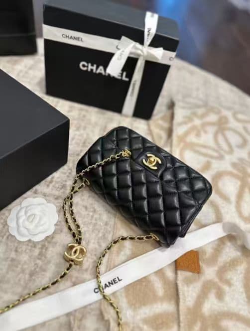 CHANEL MAKE UP ブラックレザー ショルダーバッグ ノベルティ