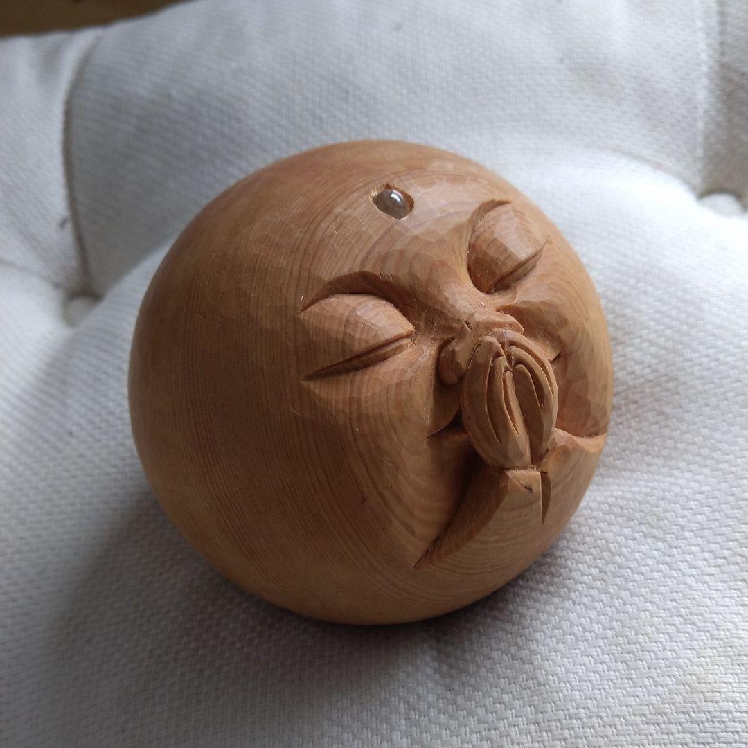 有名木彫家　まんまるほとけ