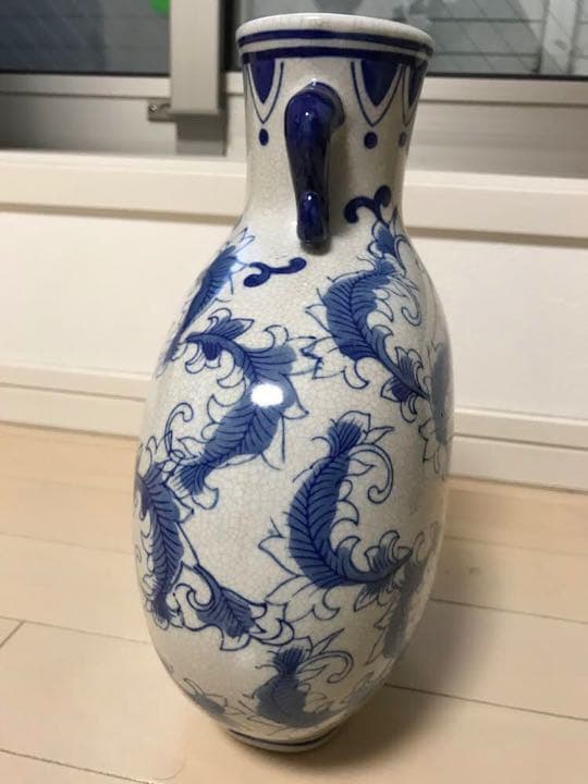 中国明時代青花(染付)纏枝牡丹　扁形花瓶