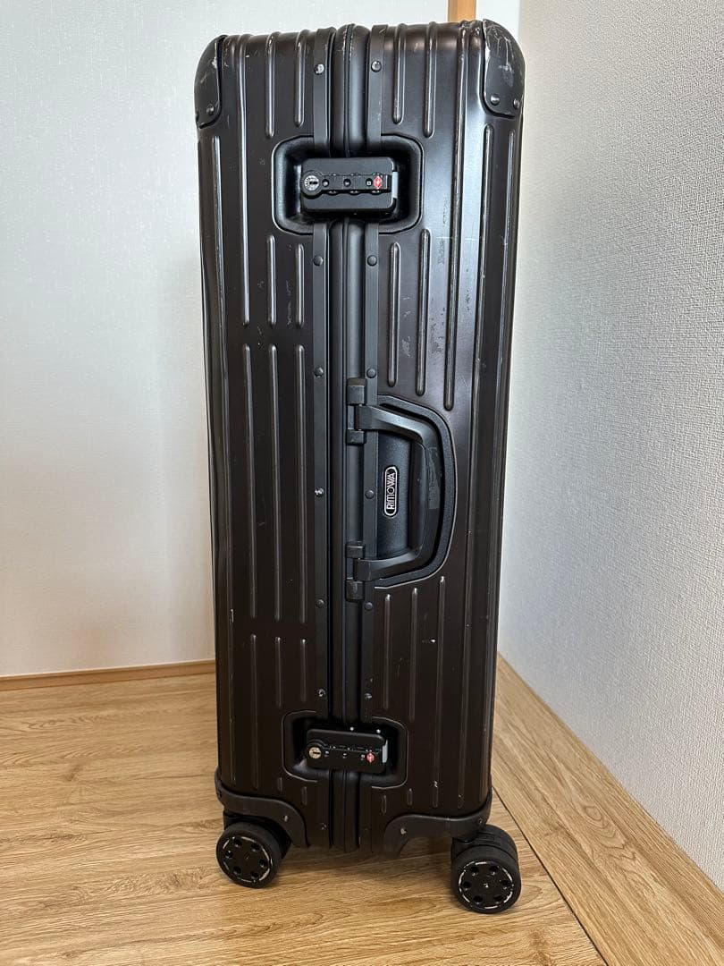 リモワ　RIMOWA ブラック　6回使用