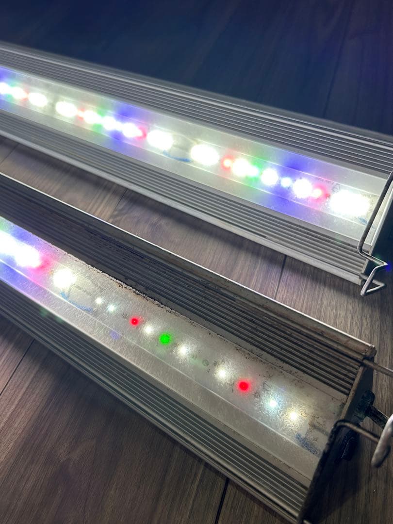 【2本セット】アクロTRIANGLE LED GROW 900 一本はジャンク
