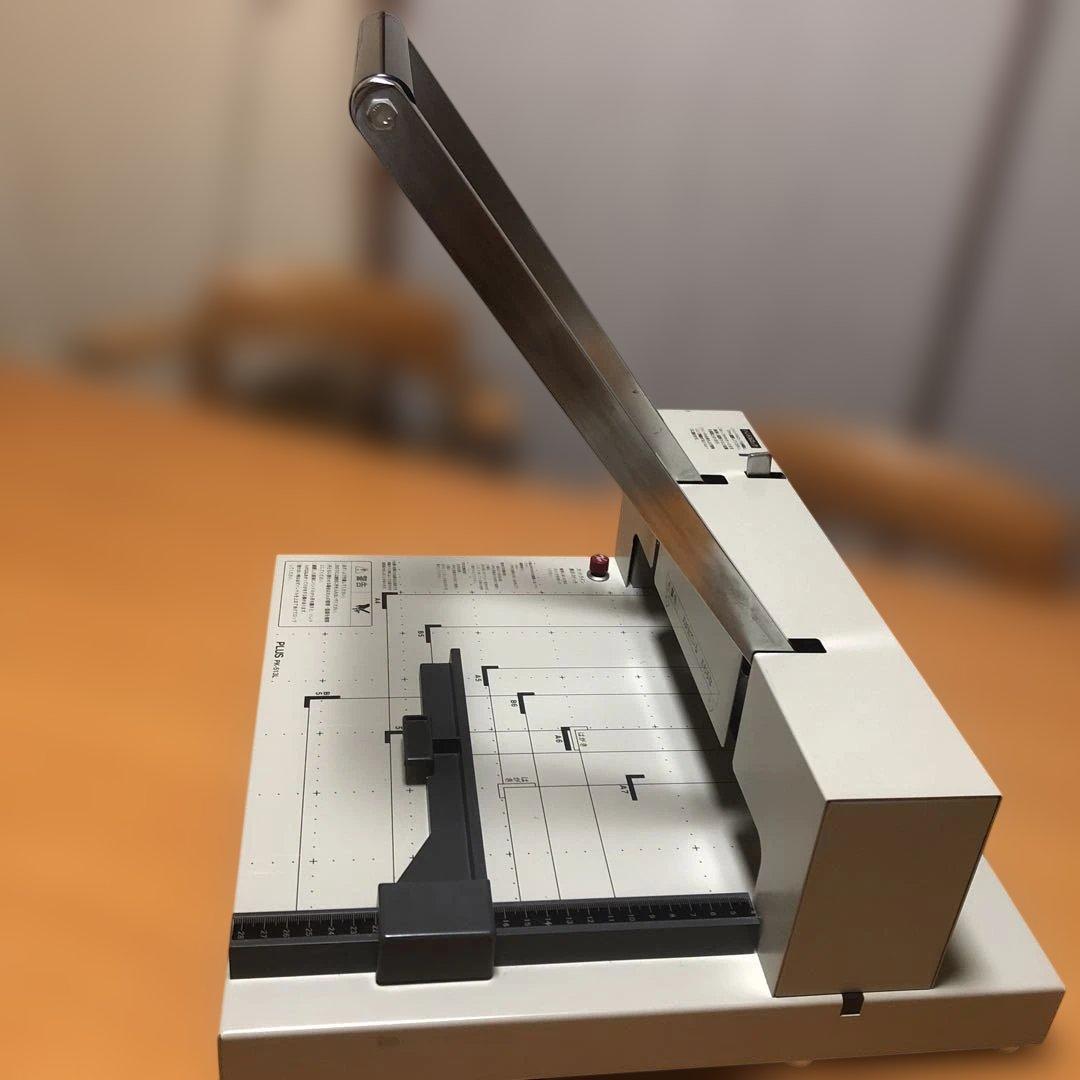 PLUS PK-513L 手動裁断機 替刃新品交換済み