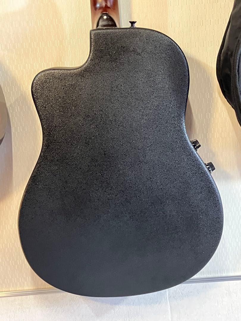 ARIAエレアコ完動品！ ソフトケースとストラップ付きます。