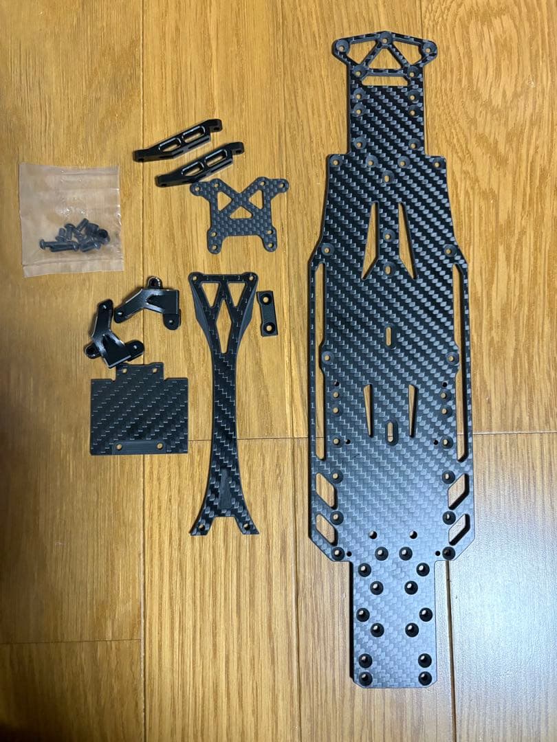 ひこなか418D1-CGS01、RDX用カーボン製メインシャーシ他