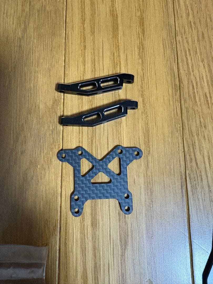 ひこなか418D1-CGS01、RDX用カーボン製メインシャーシ他