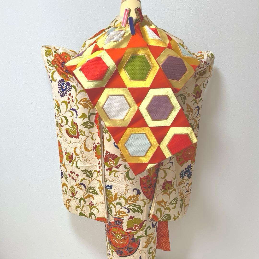 363 振袖フルセット 正絹 ベージュ オレンジ 金彩 駒刺繍 レトロ 花唐草