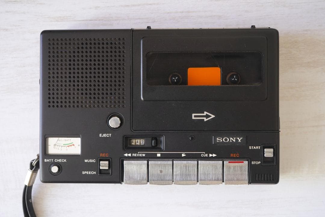 動作品 SONY カセットレコーダー・TC-1100B 日本製カセットプレーヤー