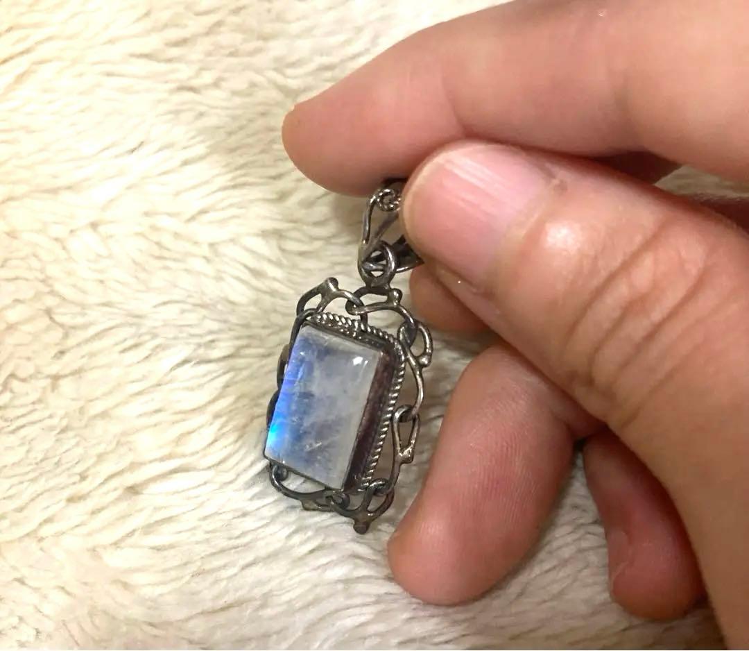 レインボームーンストーン ペンダントトップ　シルバー925