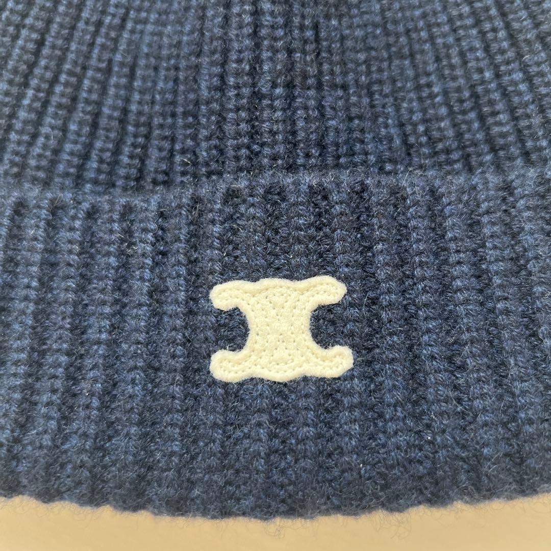 CELINE トリオンフ エンブロイダリー ニット帽 BLACKPINKリサ着用