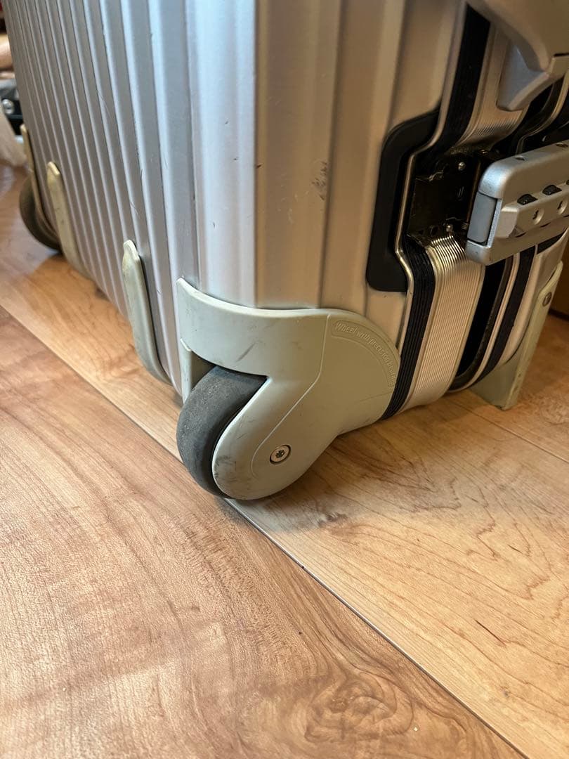 ★希少★ RIMOWA リモワ シルバーインテグラル 35L 2輪