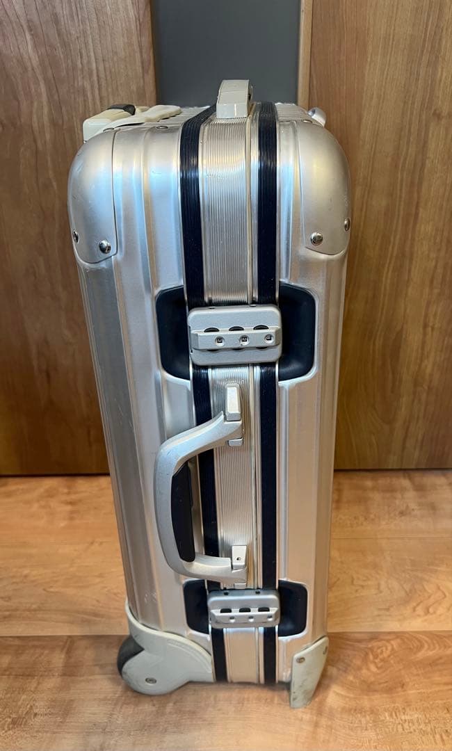 ★希少★ RIMOWA リモワ シルバーインテグラル 35L 2輪