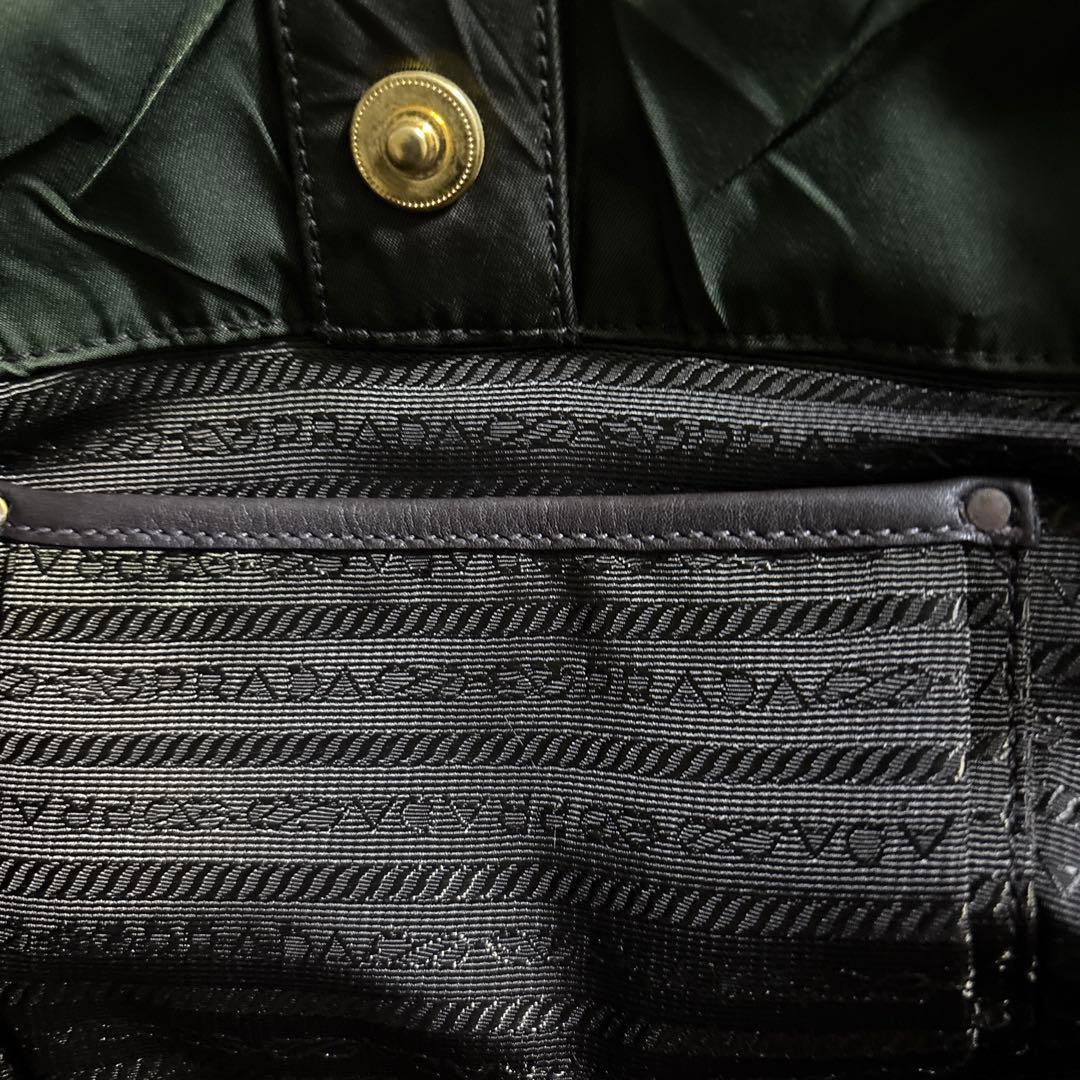 プラダナイロン製トートバッグ