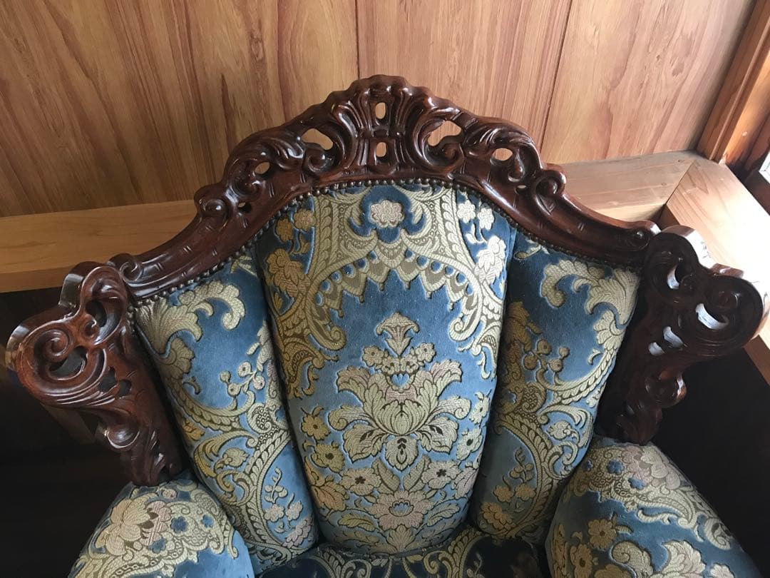 ソファ　ダマスク柄　高級　応接間　アンティーク　ビンテージ