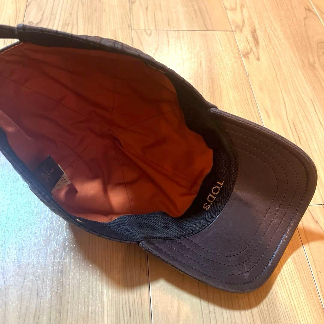 TOD'S 本革キャップ
