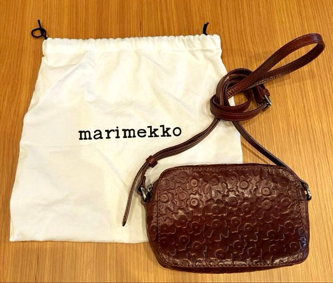 【美品】外袋付き マリメッコ ウニッコ Nerva ショルダーバッグ ブラウン