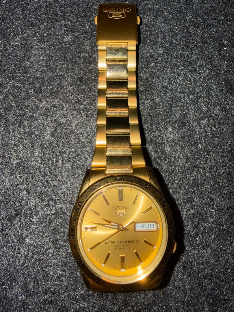 SEIKO 5 自動巻き 腕時計 ゴールド【デイト表示タイ語】
