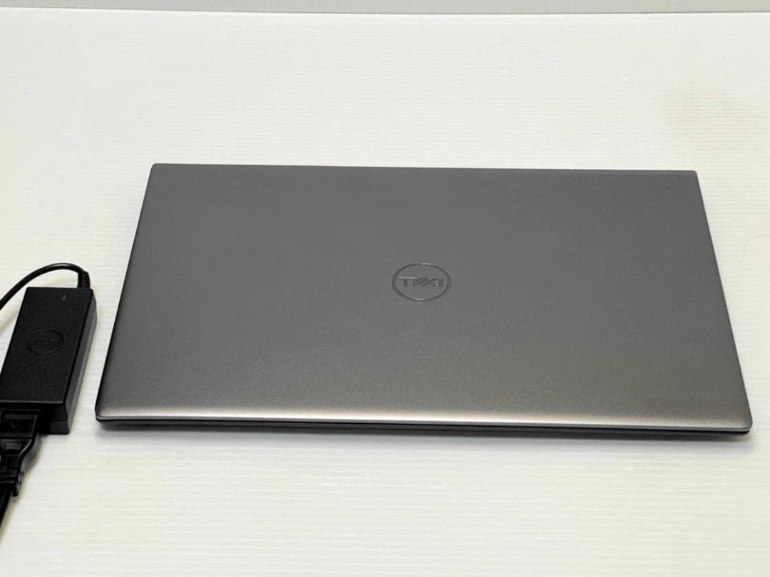 第10世代Core i5 VOSTRO 15 5501 NVME256G 難あり