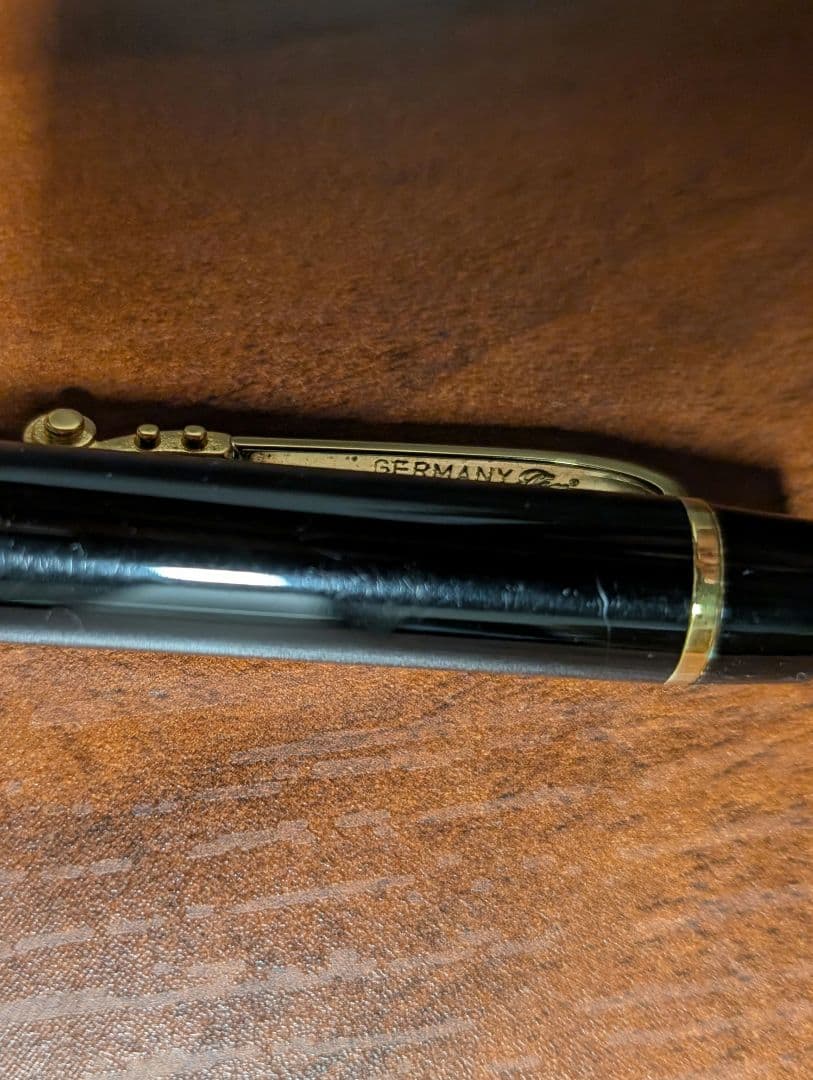 値下！希少モンブラン ドネーション ユーディ・メニューイン ボールペン 替芯付