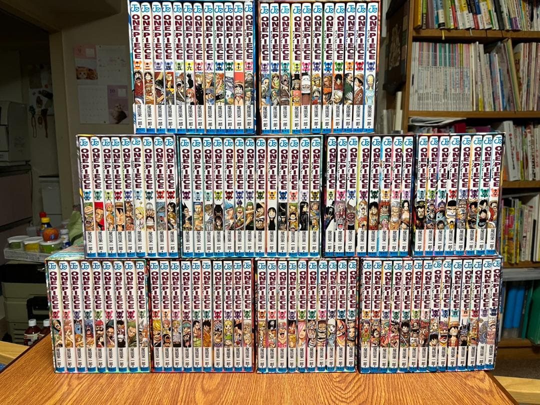 One Piece コミック　第１巻～第１０４巻　ボックス入りセット（ほぼ新品）