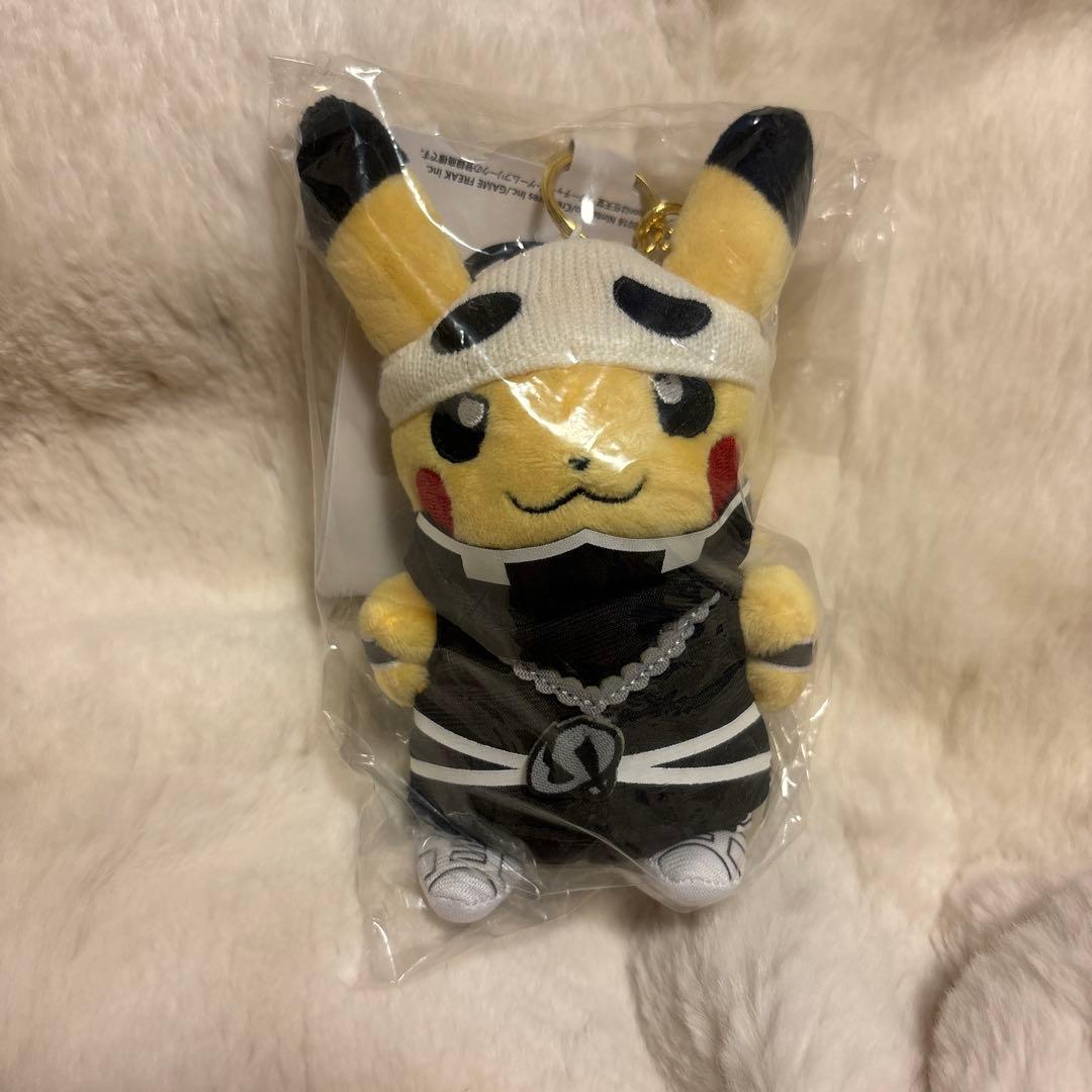 ポケモンセンター　マスコット　ぬいぐるみ　団員ごっこピカチュウ スカル団