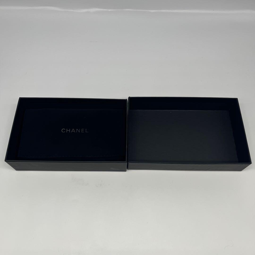 【極美品】CHANEL シャネル クラシックジップパース ケアカードあり