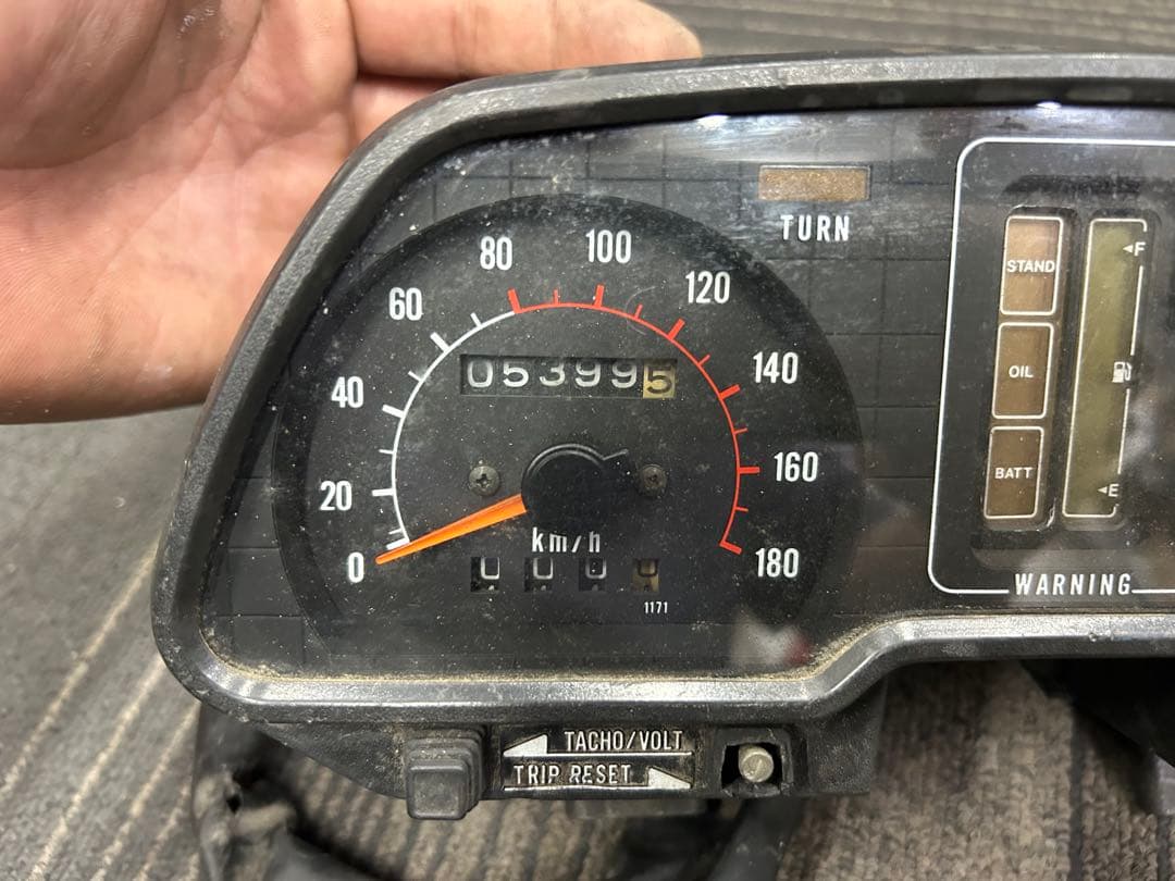 カワサキ　z400gp gpz400f2 メーター　希少　レア　当時物　純正