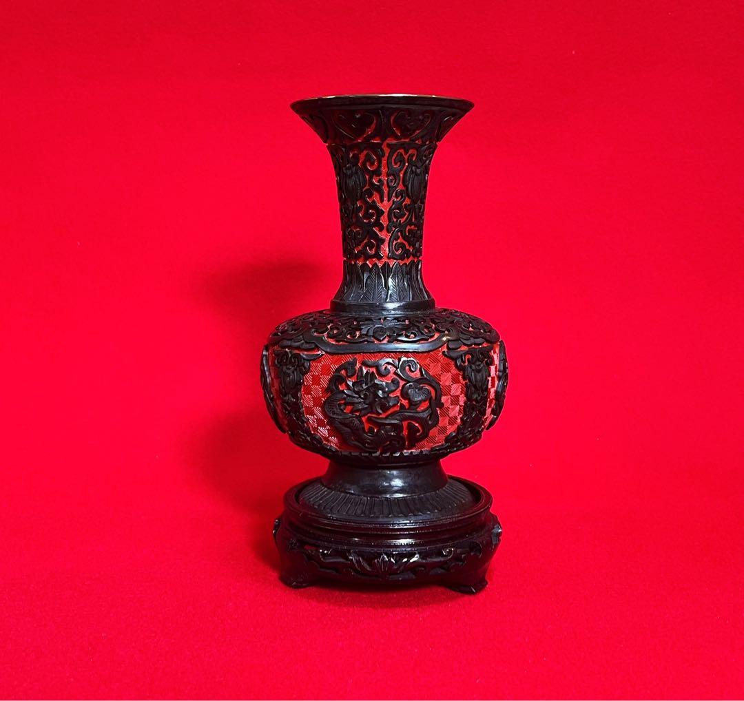 中国美術 古玩 堆朱 堆黒 漆彫花瓶 團龍紋樣花瓶 台座付き