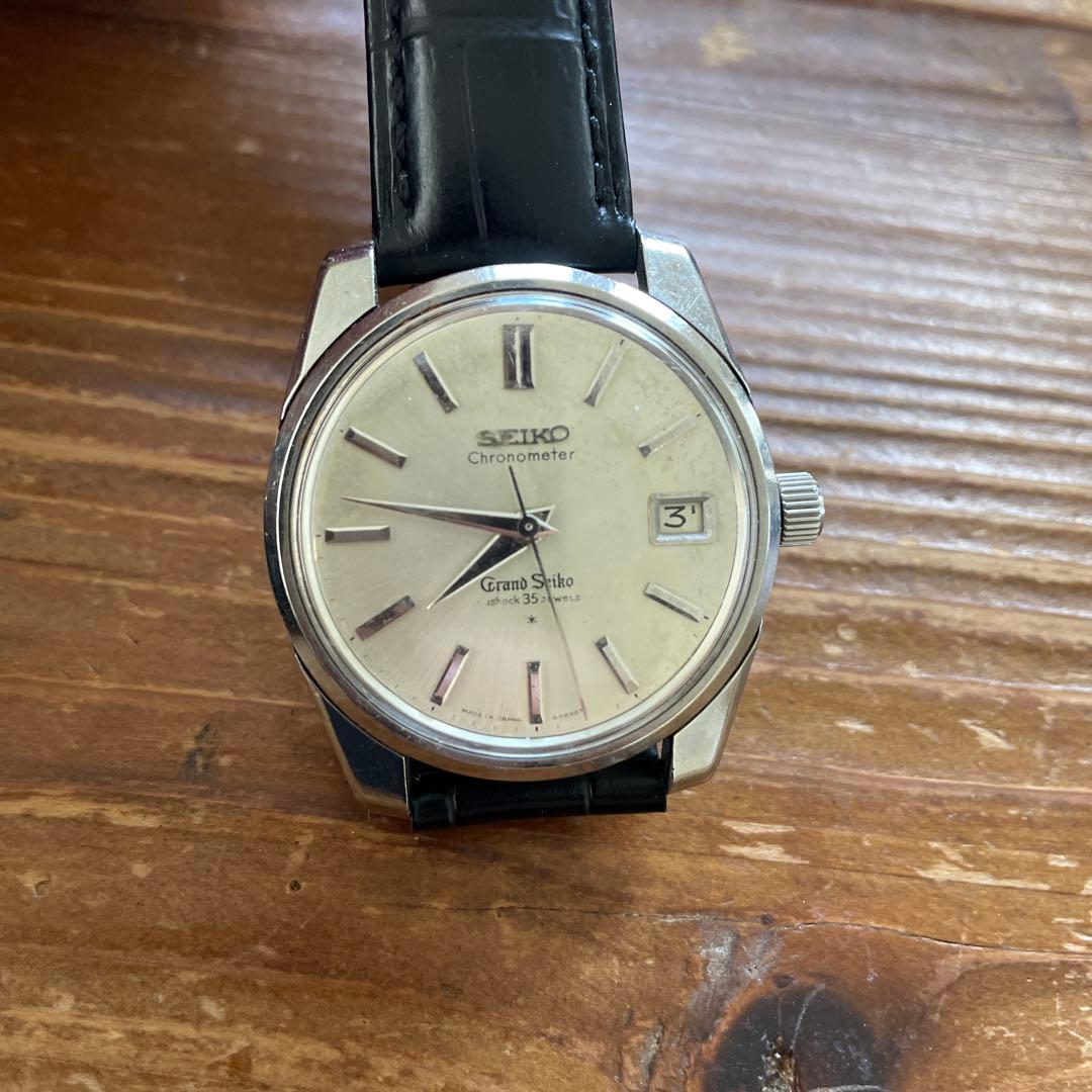 グランドセイコー セルフデータ 手巻きモデル 白文字盤 黒レザーベルト