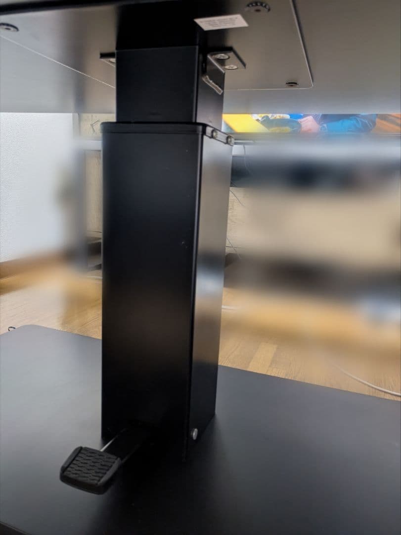 【広島 太郎】東京インテリア 園田産業 グレーのダイニングテーブル