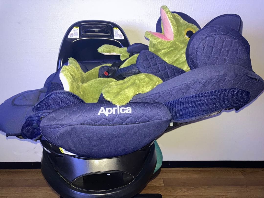 ばーばぱぱ⭐️フラディアグロウプレミアムISOFIXチャイルドシート