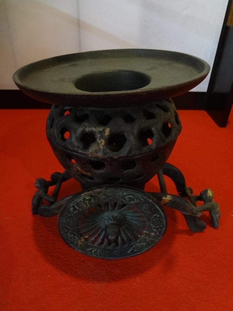 アンティーク・古美術　　　　花器・香炉・オブジェ・鉄器